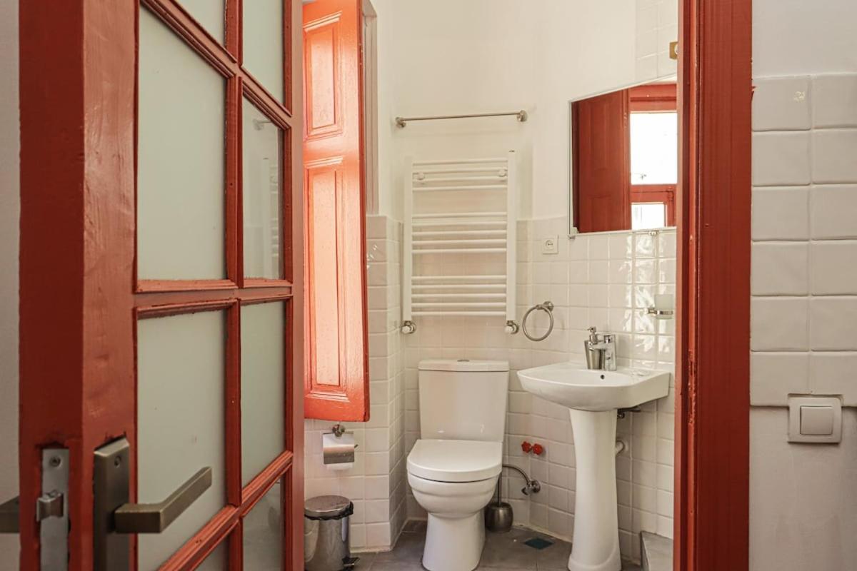 Unique Modern 1 Bedroom In By Wehost * 第比利斯