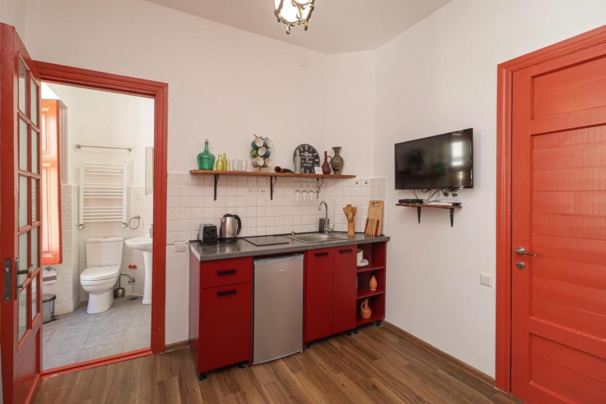 Unique Modern 1 Bedroom In By Wehost 第比利斯