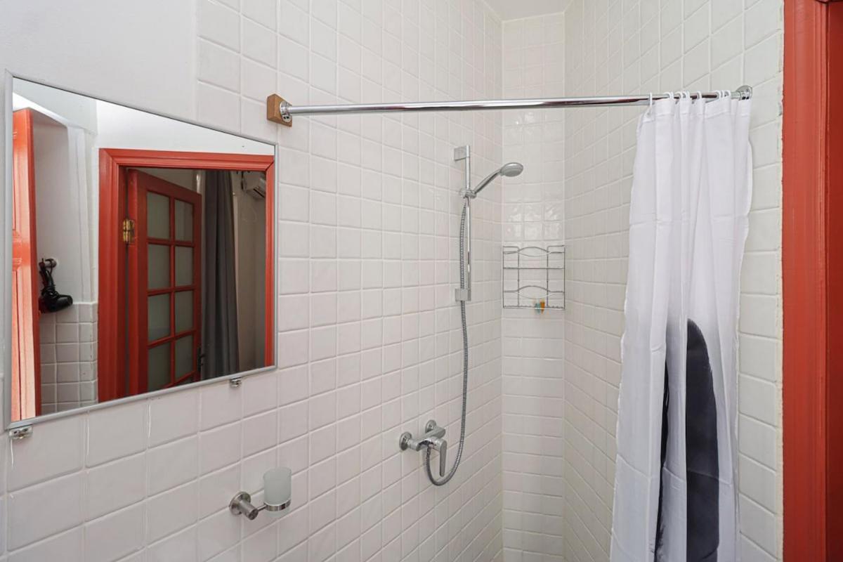 Unique Modern 1 Bedroom In By Wehost * 第比利斯